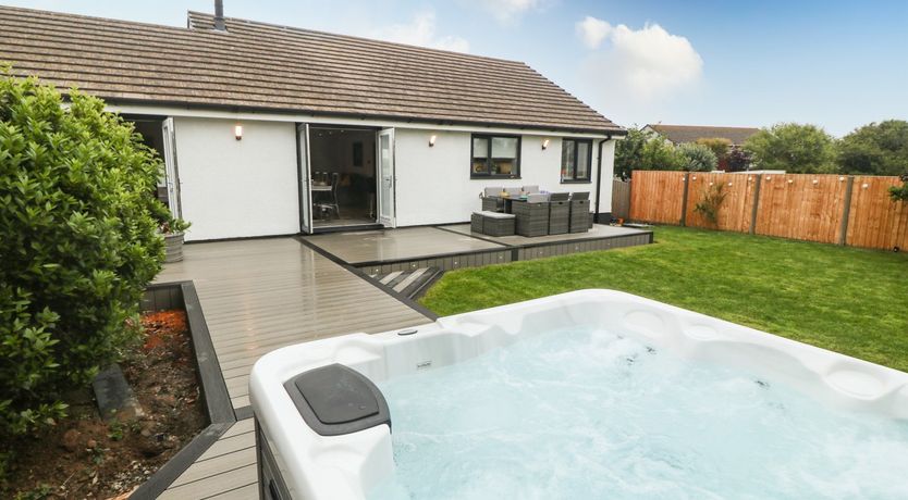 Photo of Bwthyn Eirlys (Snowdrop Cottage)