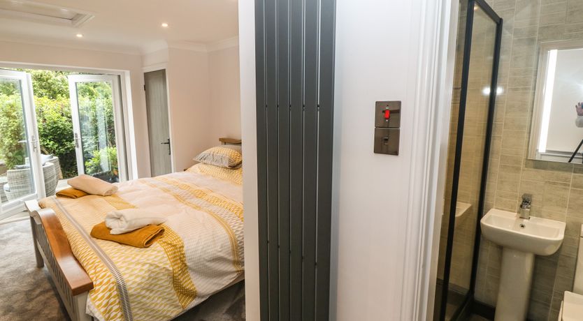 Photo of Bwthyn Eirlys (Snowdrop Cottage)