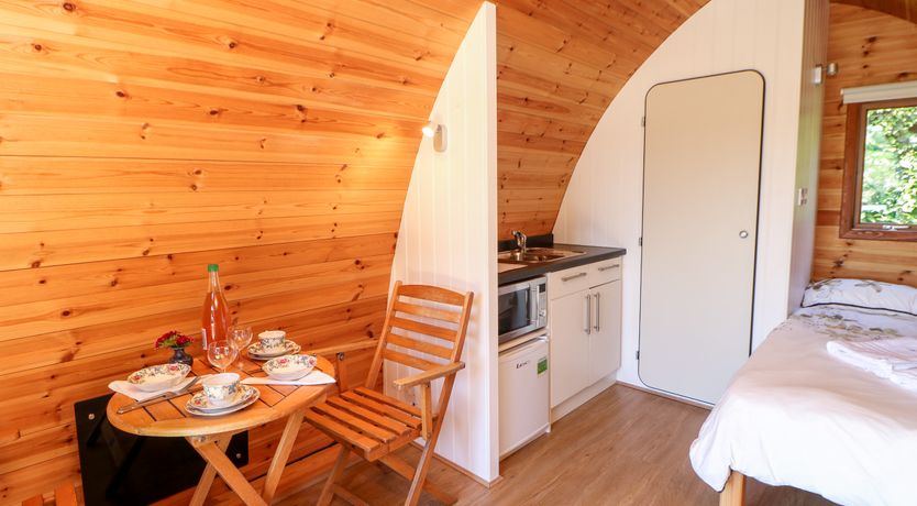 Photo of Lovesome Pod