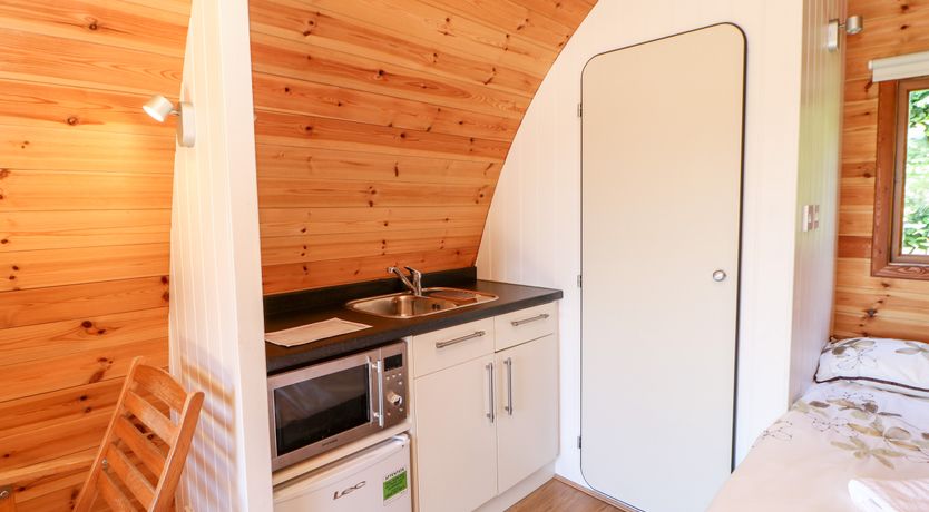 Photo of Lovesome Pod