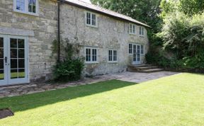 Photo of Hillside Cottage