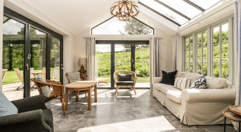 Photo of Hillside Cottage