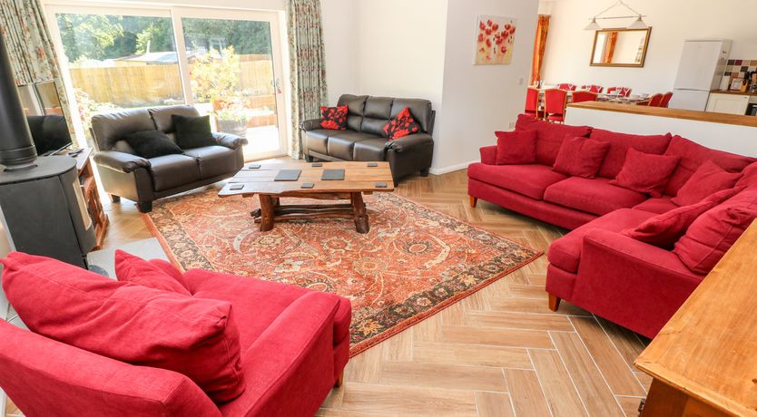 Photo of 1 The Warren