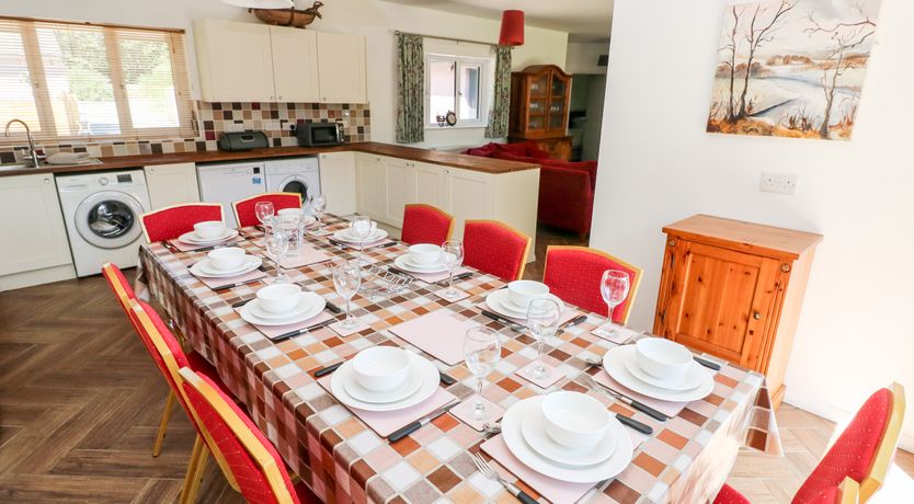 Photo of 1 The Warren