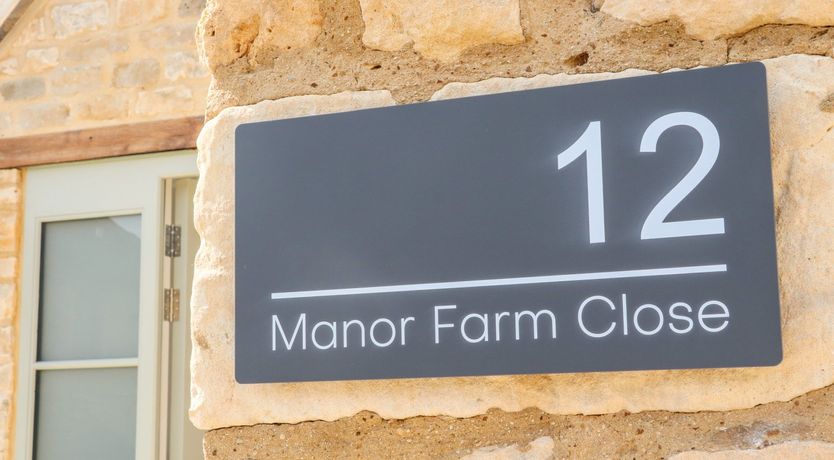 Photo of 12 Manor Farm Close