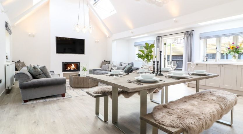 Photo of 12 Manor Farm Close