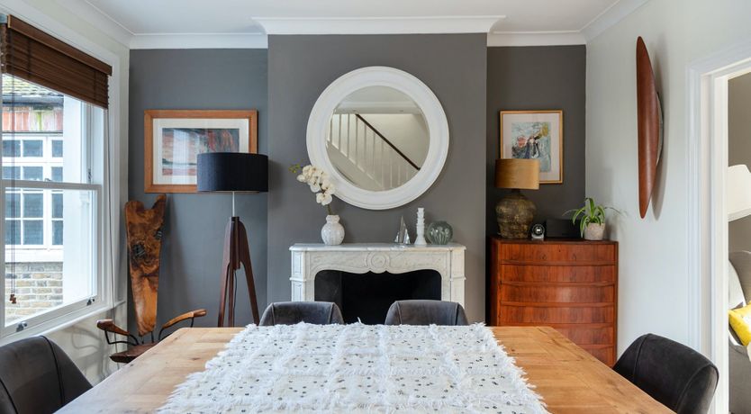 Photo of Elephant & Oxpecker