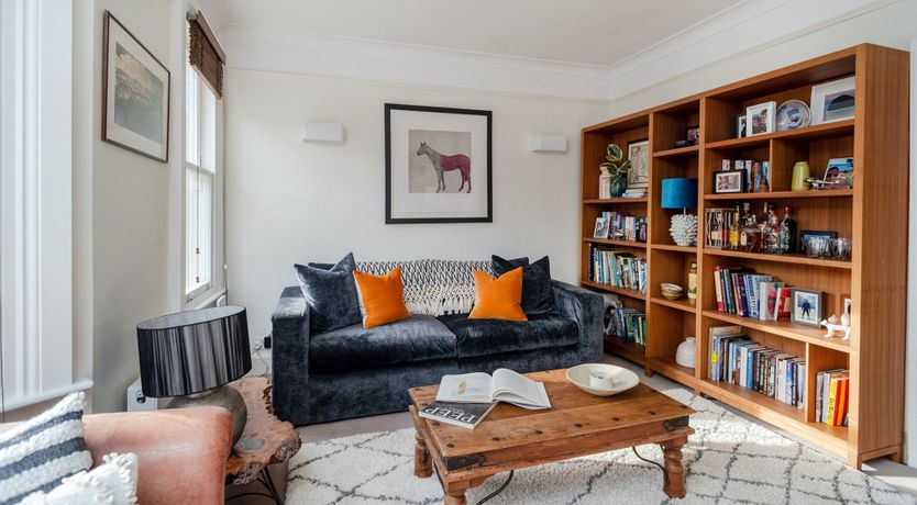 Photo of Elephant & Oxpecker