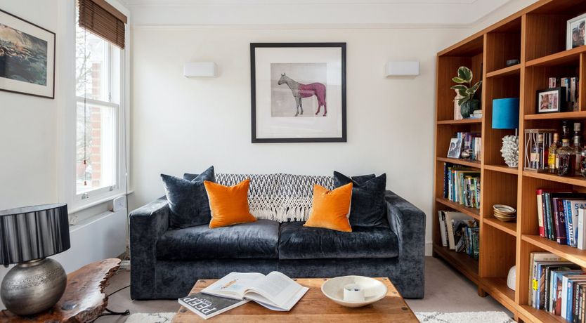 Photo of Elephant & Oxpecker