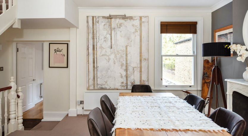 Photo of Elephant & Oxpecker