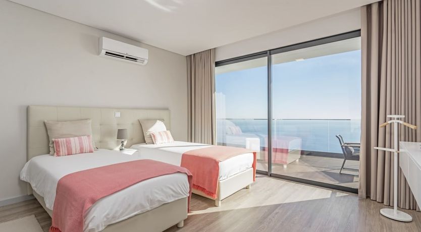 Photo of The Land's End