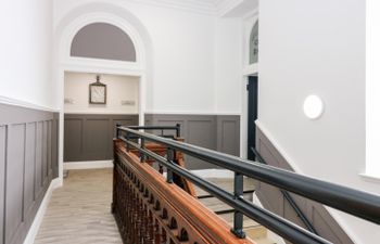 The Court Room at The Institute Executive Apartments Apartment