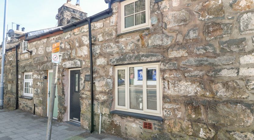 Photo of Weaver's Cottage