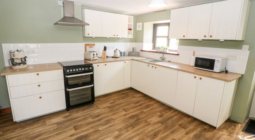 Photo of Weaver's Cottage