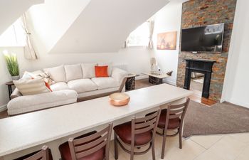Flat 3 Apartment