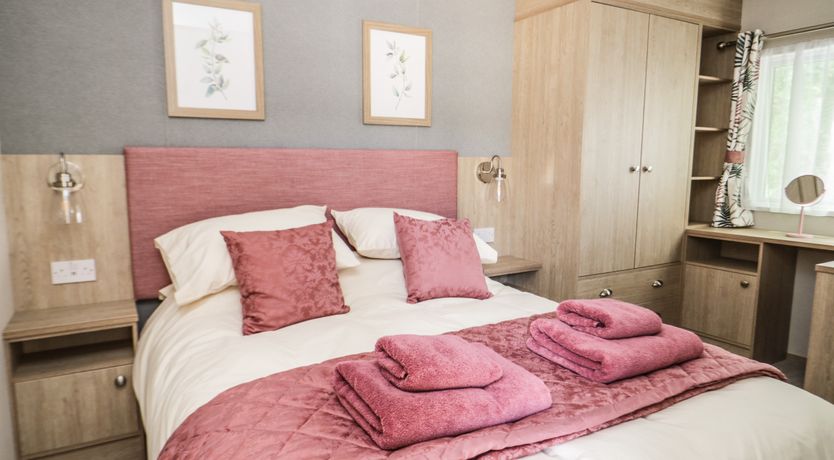 Photo of Burlees Nest