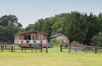 Hill View, Lilac Lodge Holiday Cottage