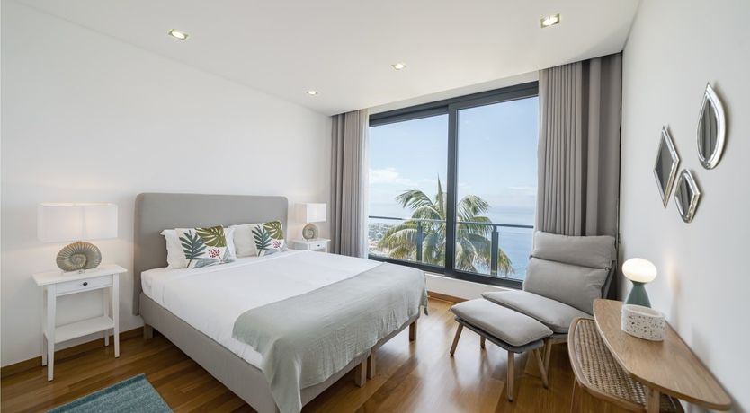 Photo of Palm Overlook