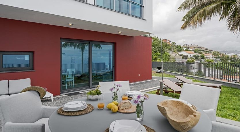 Photo of Palm Overlook