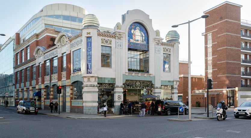 Photo of Manners Maketh Man