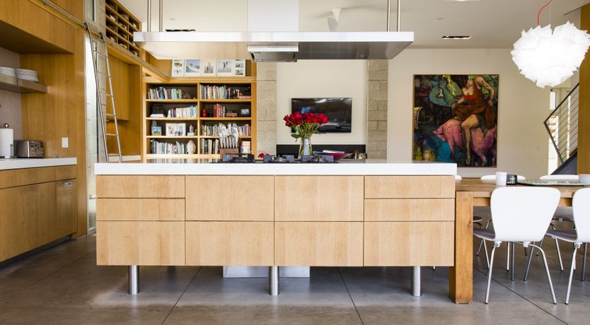 Photo of Retract and Recline