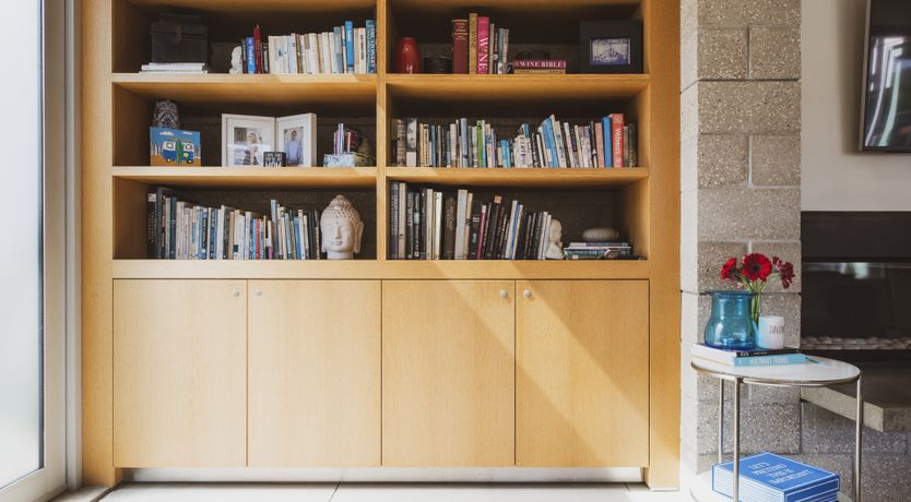 Photo of Retract and Recline