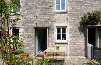 'Farthing Cottage' 2 South View  Holiday Cottage