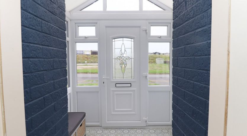 Photo of 4 Roman Bank