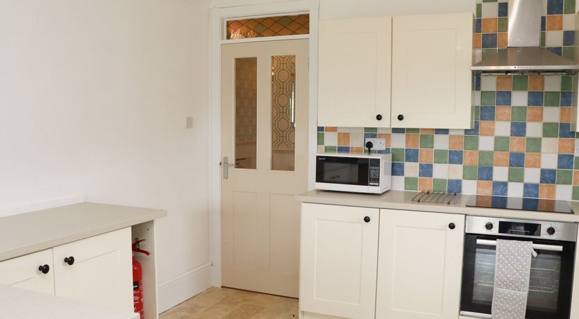 Photo of 4 Roman Bank