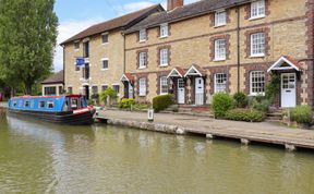 Photo of 4 Canalside Cottages