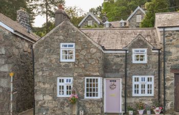 The Toll House Holiday Cottage