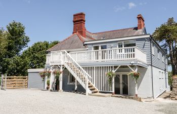 The Royal Charter Holiday Let Holiday Cottage