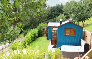 Little Silver Pheasant Holiday Cottage