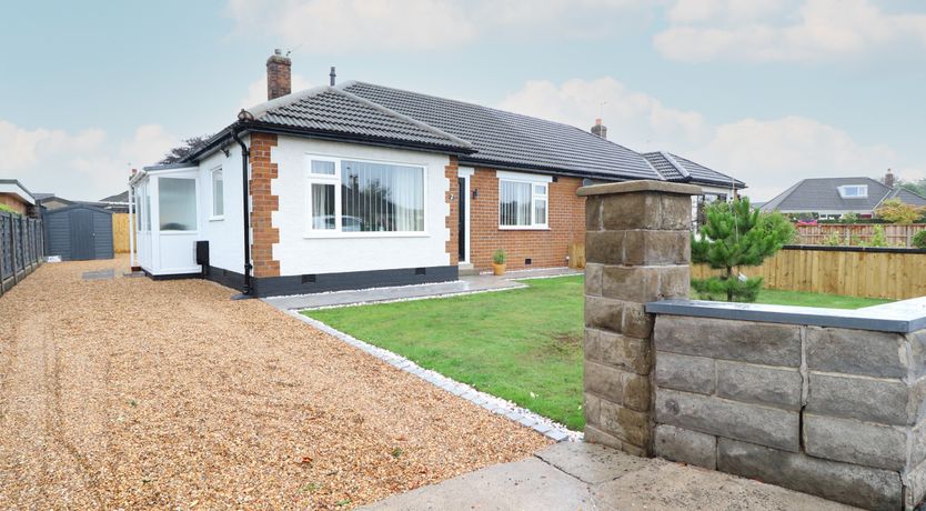 Photo of 2 Pine Grove