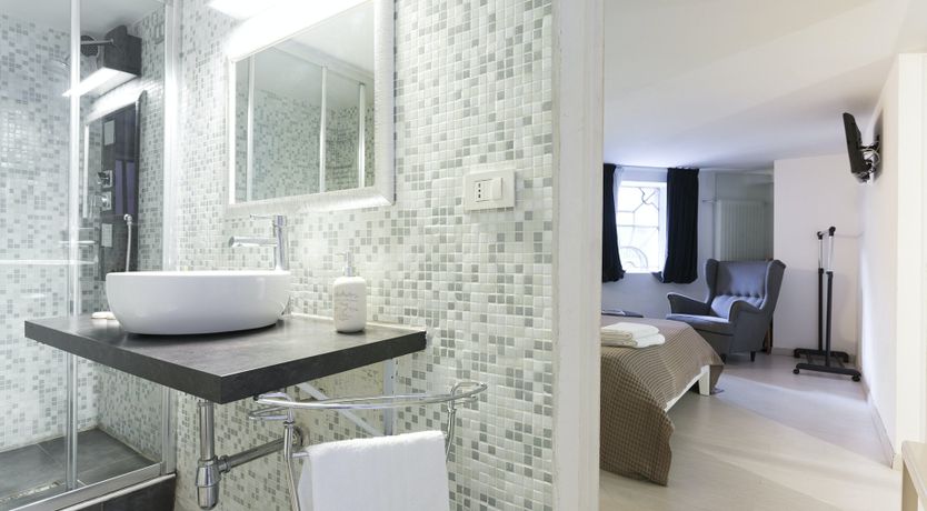 Photo of Glass & Steel