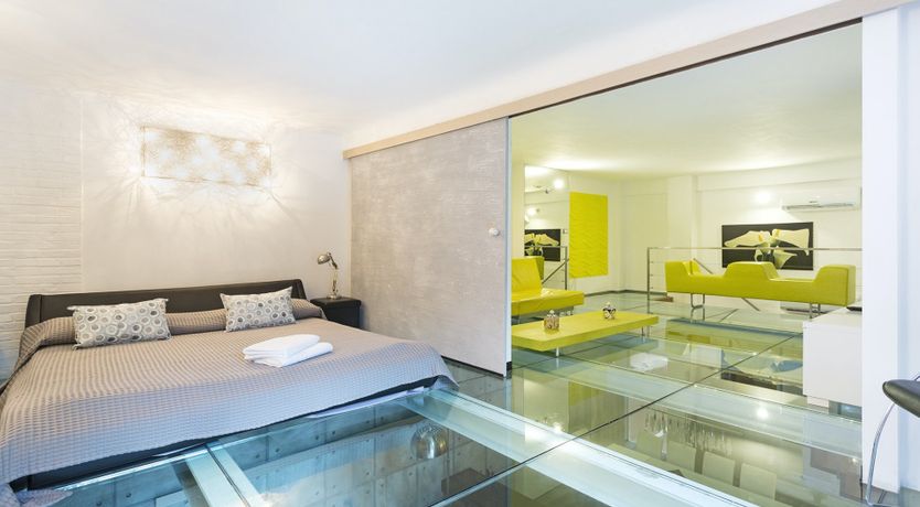 Photo of Glass & Steel