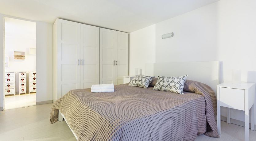 Photo of Glass & Steel