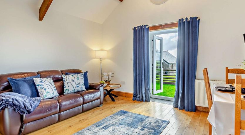 Photo of 1 Bed in Hartland