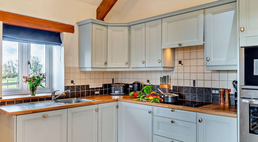 Photo of 1 Bed in Hartland