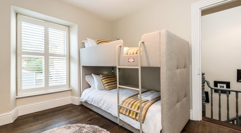 Photo of Sherwood House