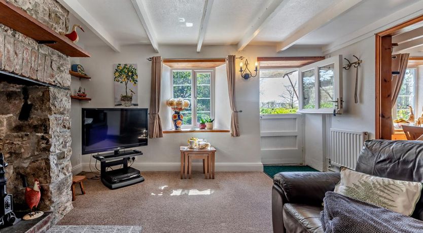 Photo of 2 Bed in Chapel Amble