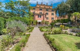 Evergreen Oleander Villa