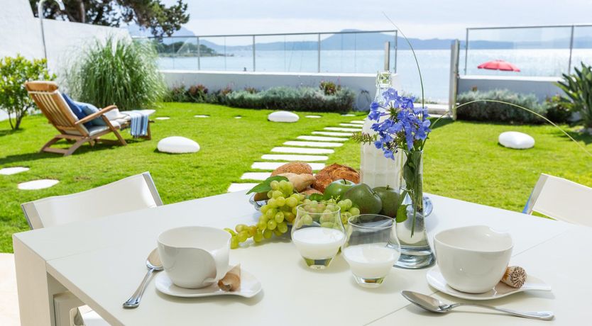 Photo of Sea & Rocks