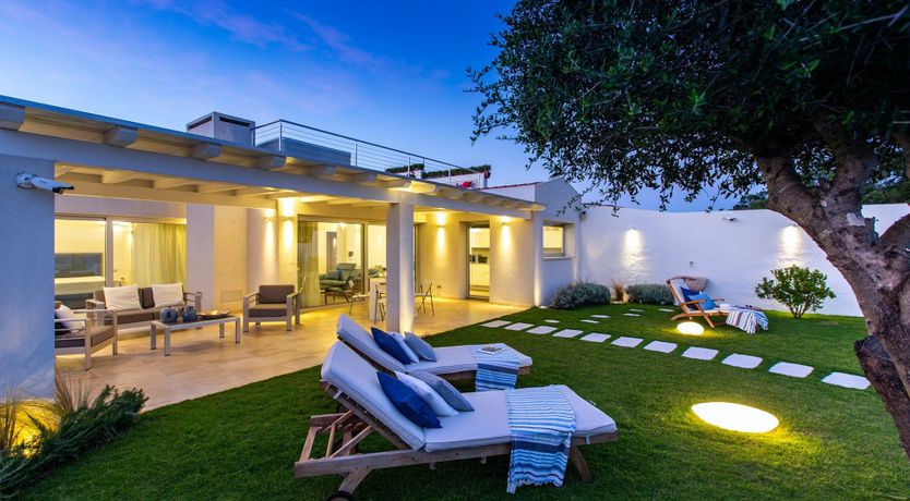 Photo of Sea & Rocks