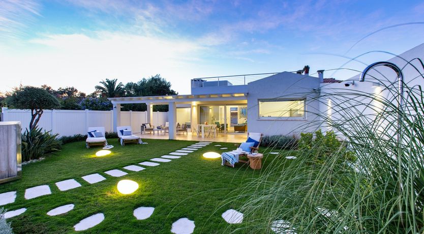 Photo of Sea & Rocks