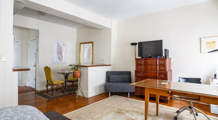 Photo of The Globe Pad