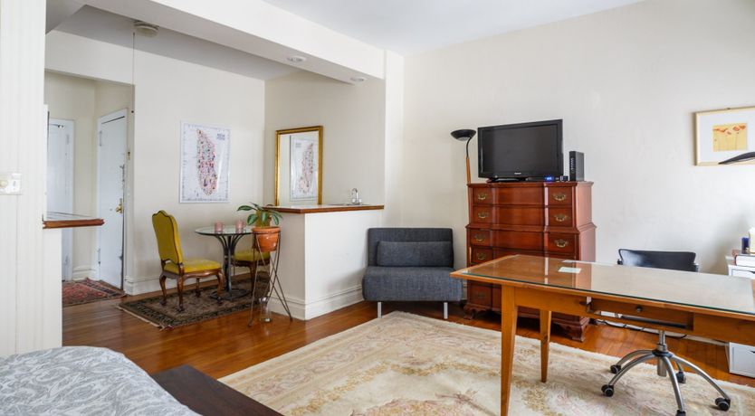 Photo of The Globe Pad