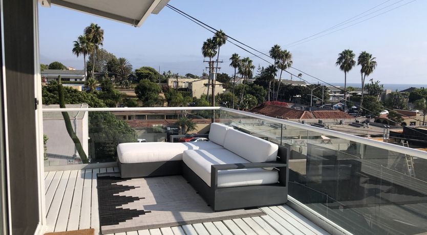 Photo of The Moonline