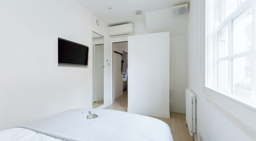 Photo of Rosebery Gemstone