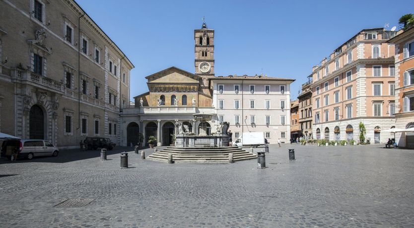 Photo of Obsidian & Cream